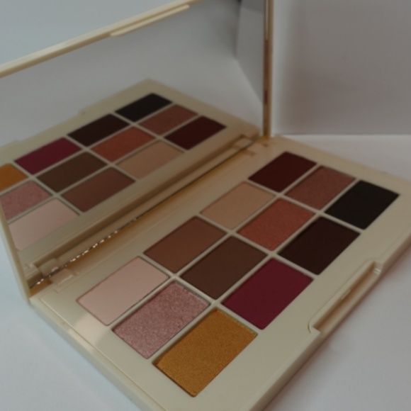 JOUER Rose Gold Matte & Shimmer Eyeshadow Palette - Picture 8 of 9